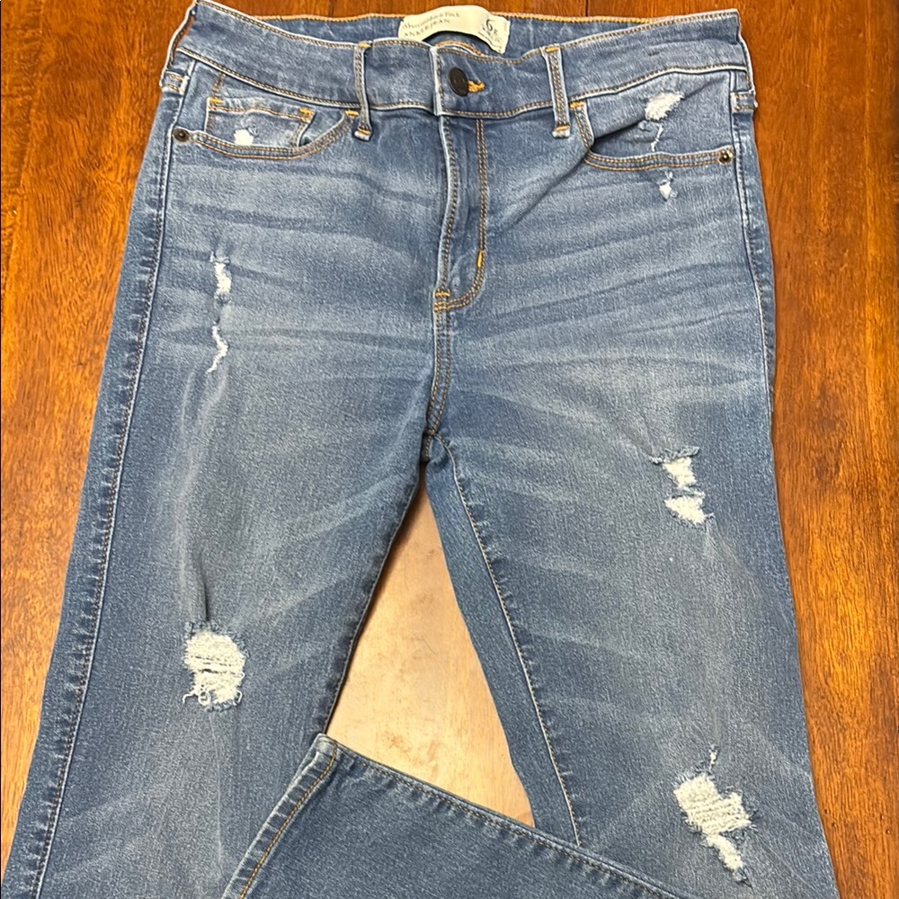 Abercrombie & Fitch Blue Skinny Jeans Distressed Style